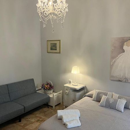 Miss Polly Suite Lecce Esterno foto